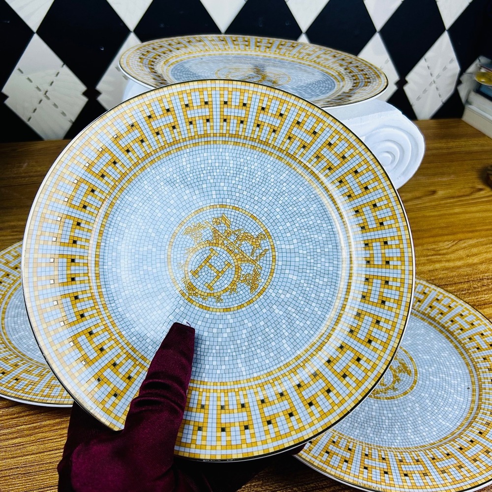 Hermès Mosaique au 24 Dinner Plates Set of 4 - Picture 11 of 13